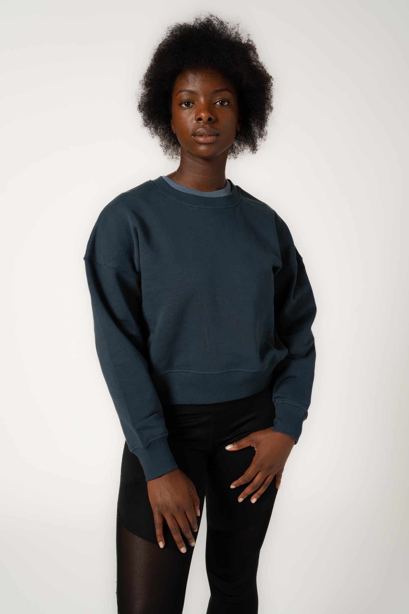 All-Year Cropped Organic Sweatshirt