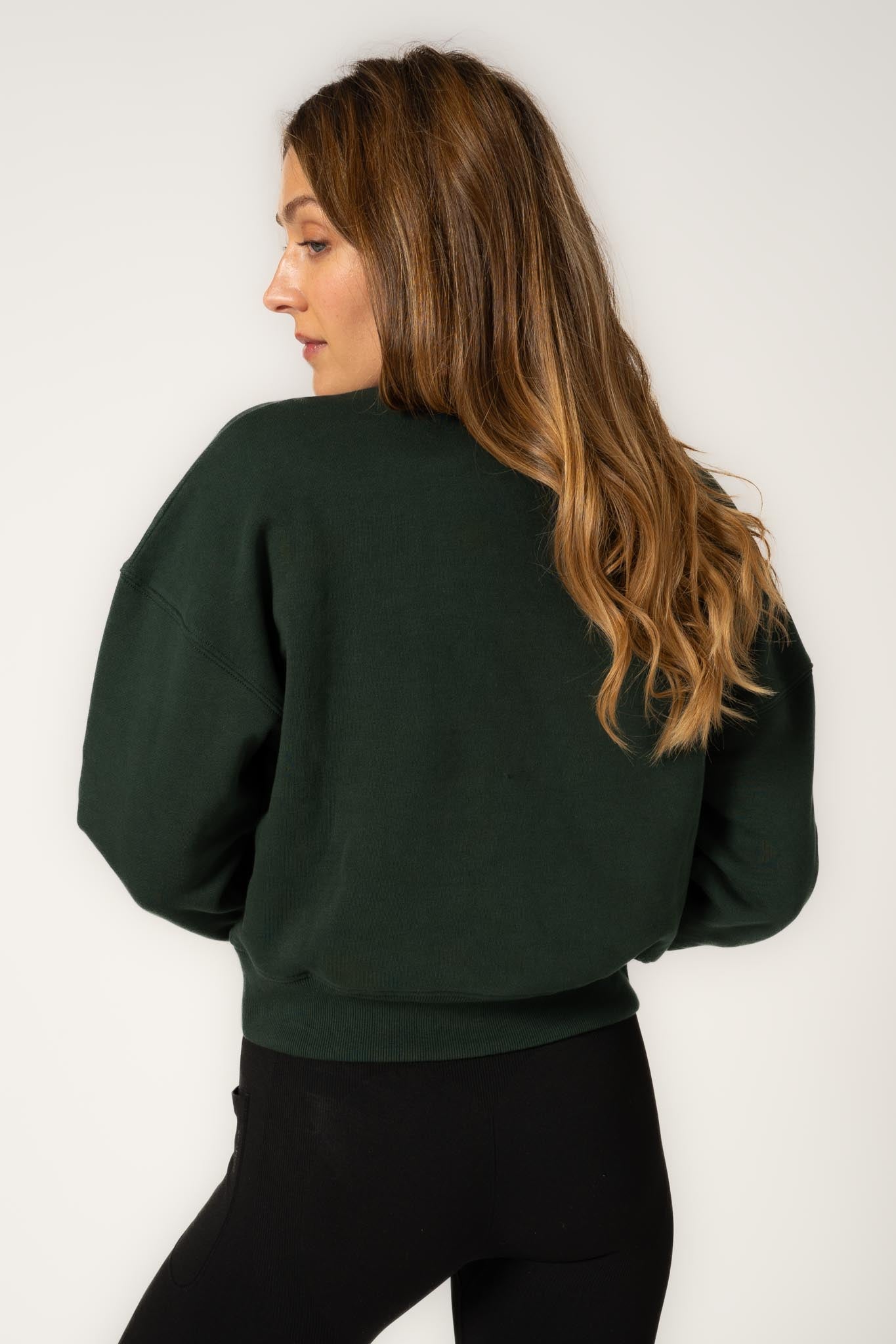 All-Year Cropped Organic Sweatshirt