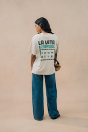 Unisex La Vita Generosa Oversized T-shirt