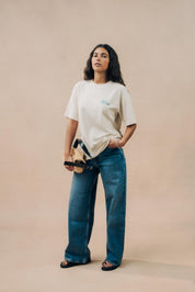 Unisex La Vita Generosa Oversized T-shirt