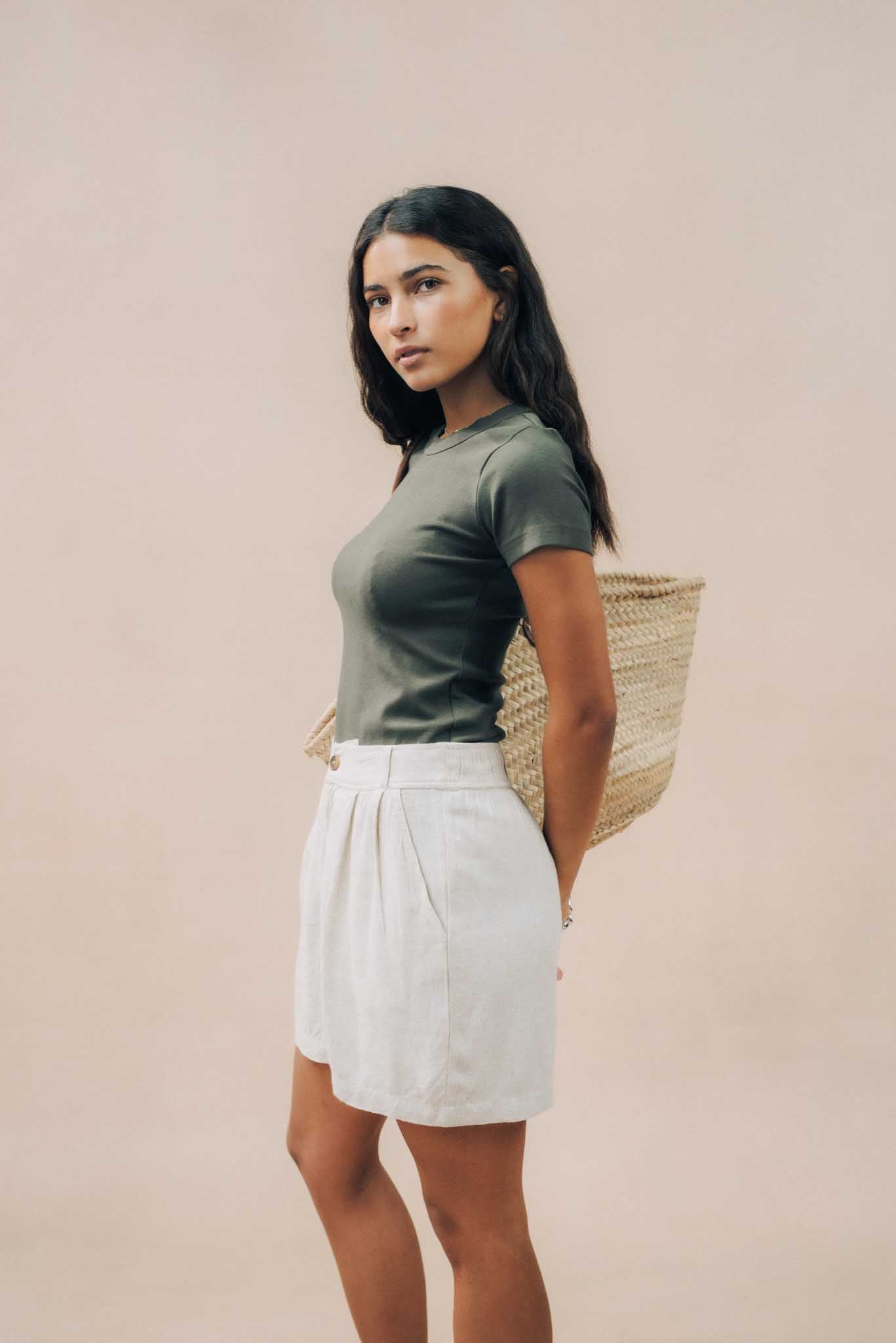 ethical-sustainable-linen-tailored-shorts-natural-2.jpg