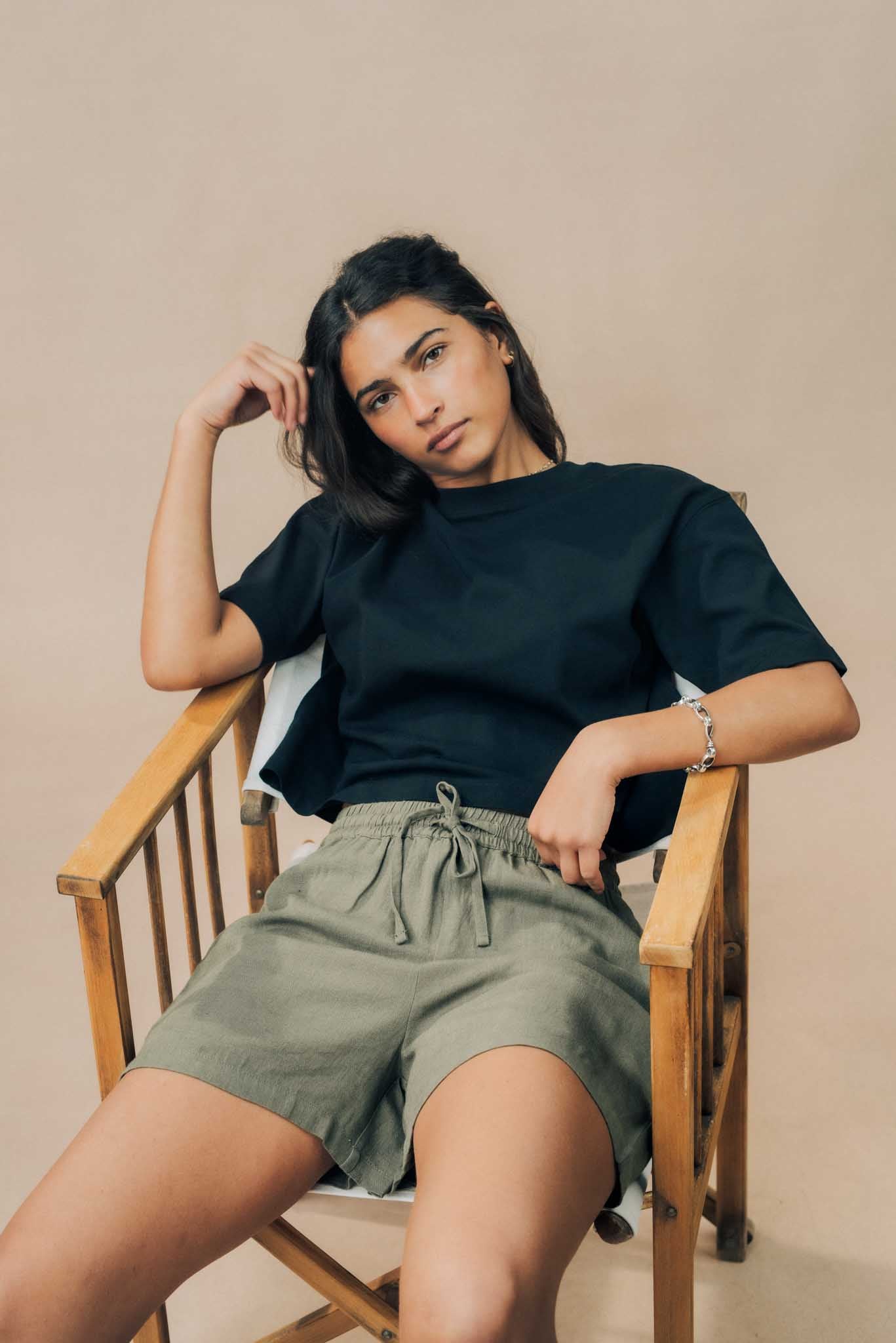 ethical-sustainable-relaxed-linen-shorts-olive-1_ad2b6416-921e-4e4b-b345-30fb814e9c4c.jpg