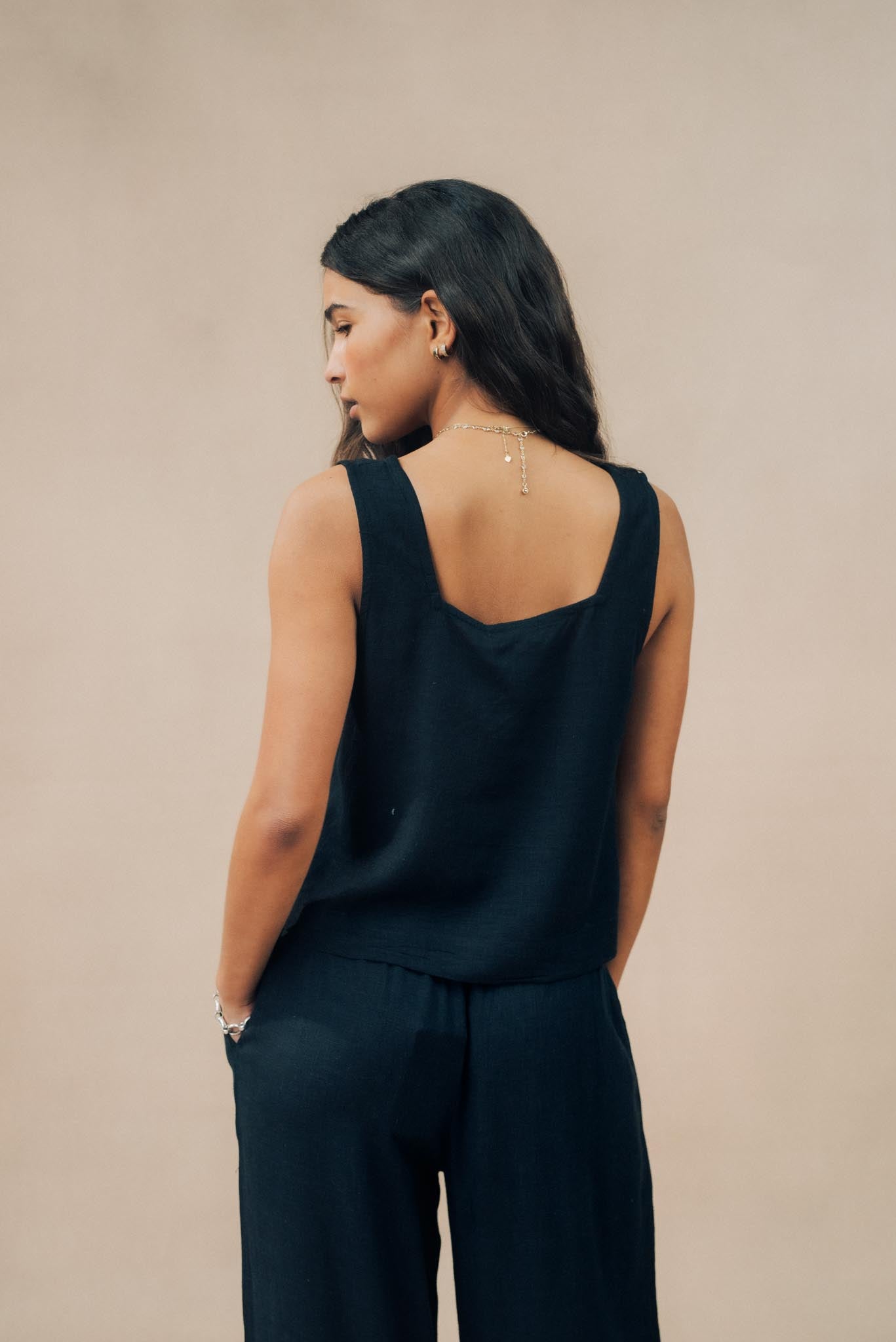 ethical-sustainable-relaxed-linen-trousers-black-1.jpg