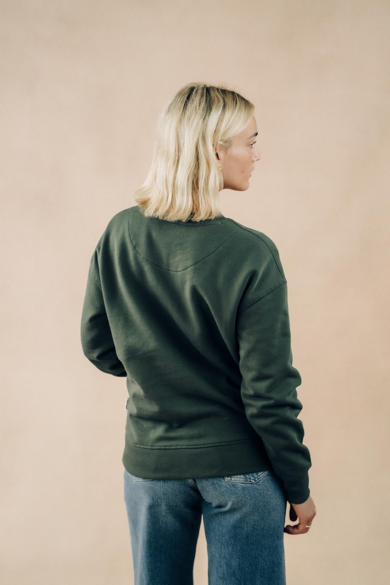Unisex Relaxed Sweatshirt