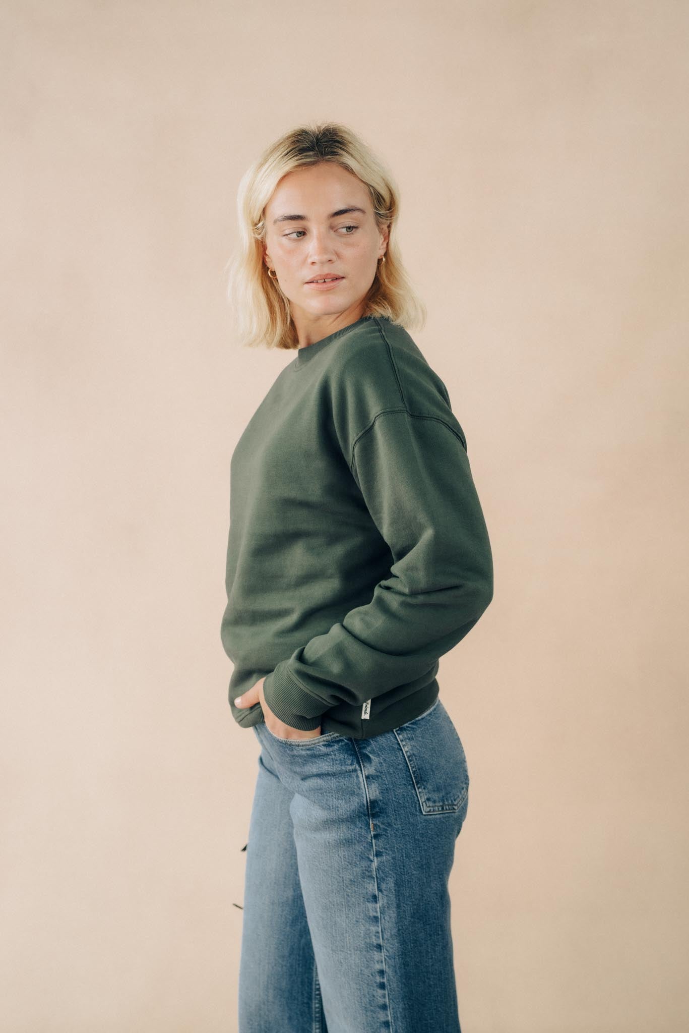 Unisex Relaxed Sweatshirt
