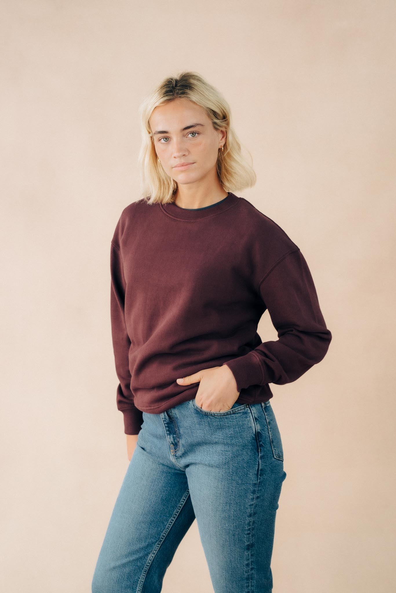 Unisex Relaxed Sweatshirt