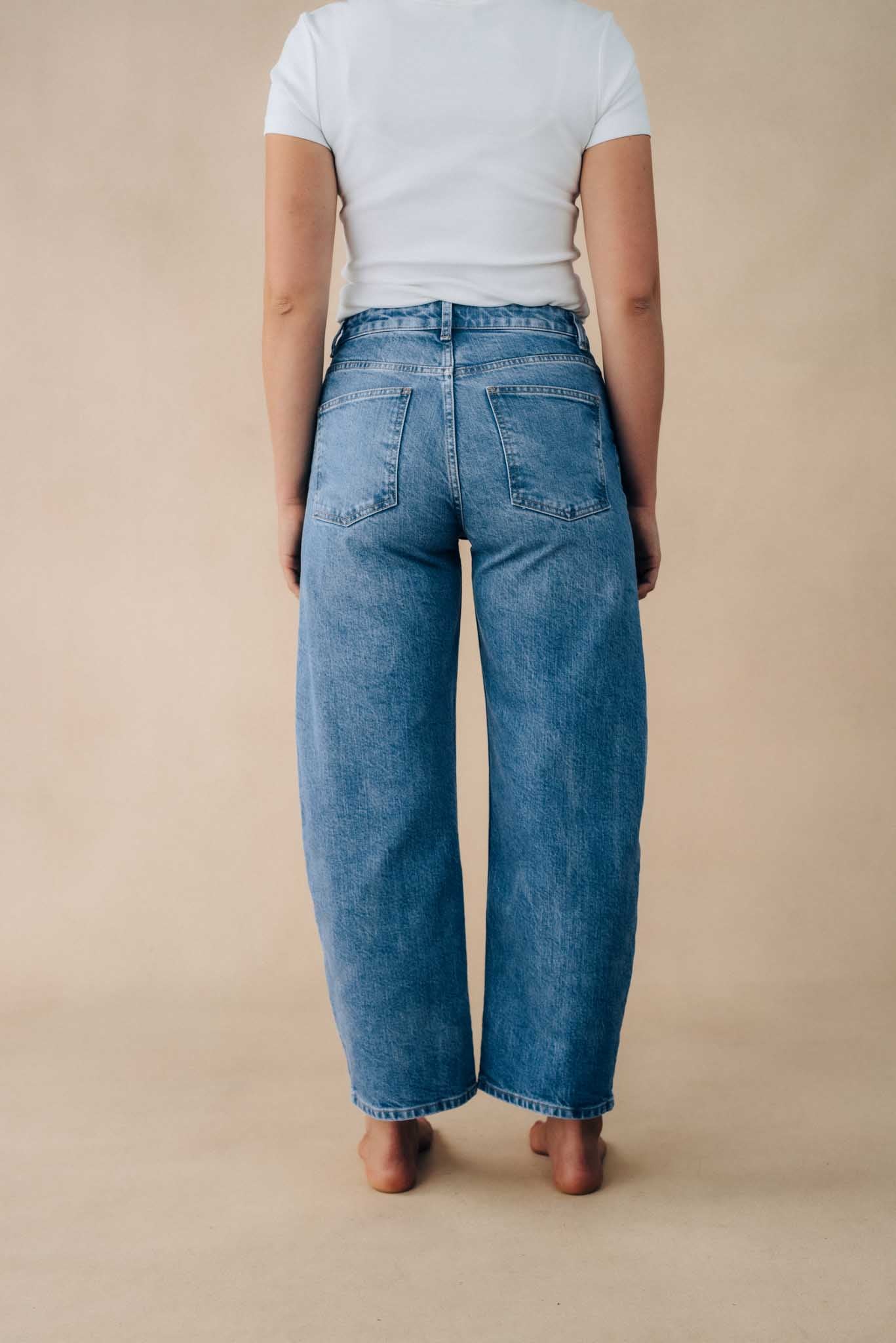 Barrel Leg Jeans