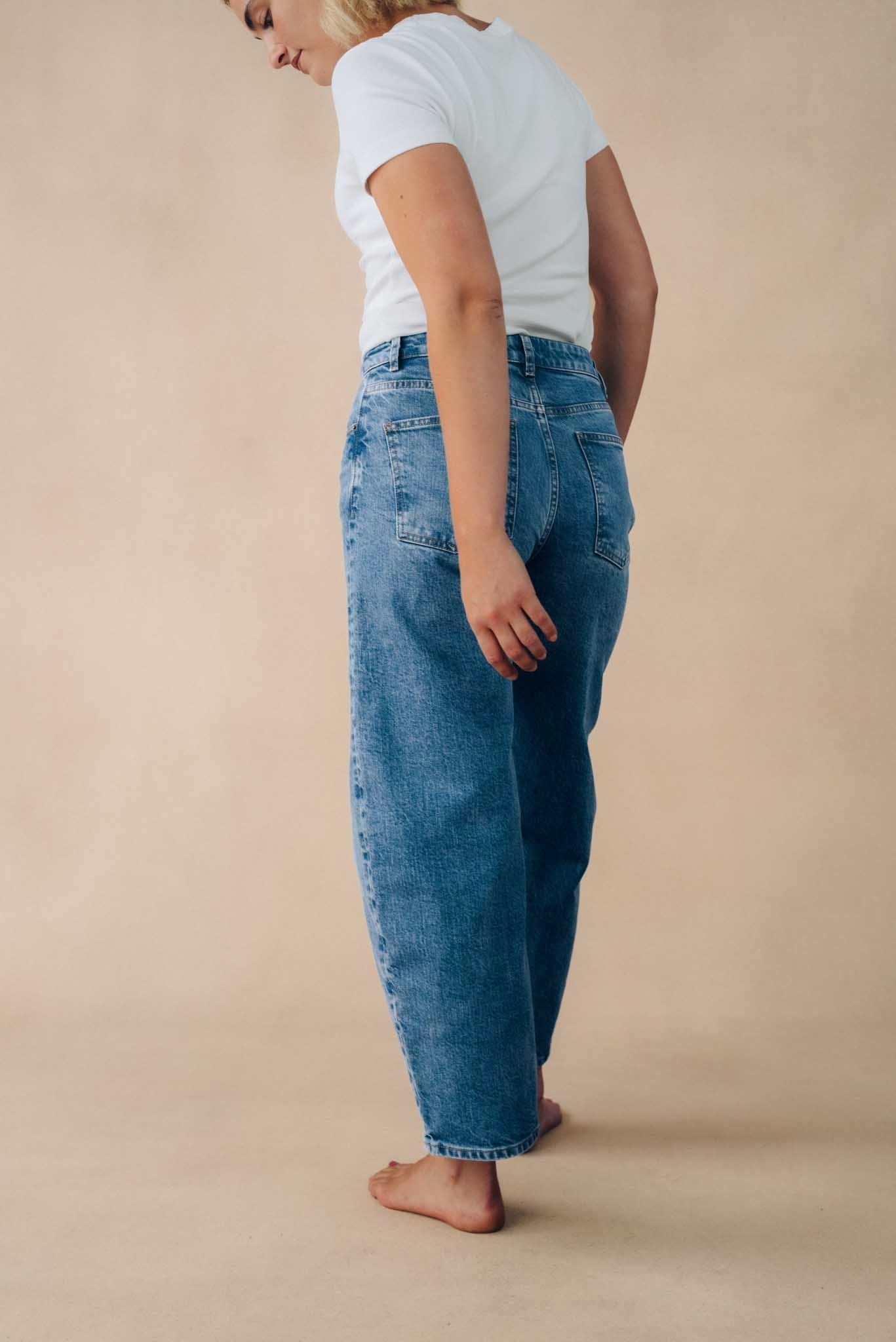 Barrel Leg Jeans