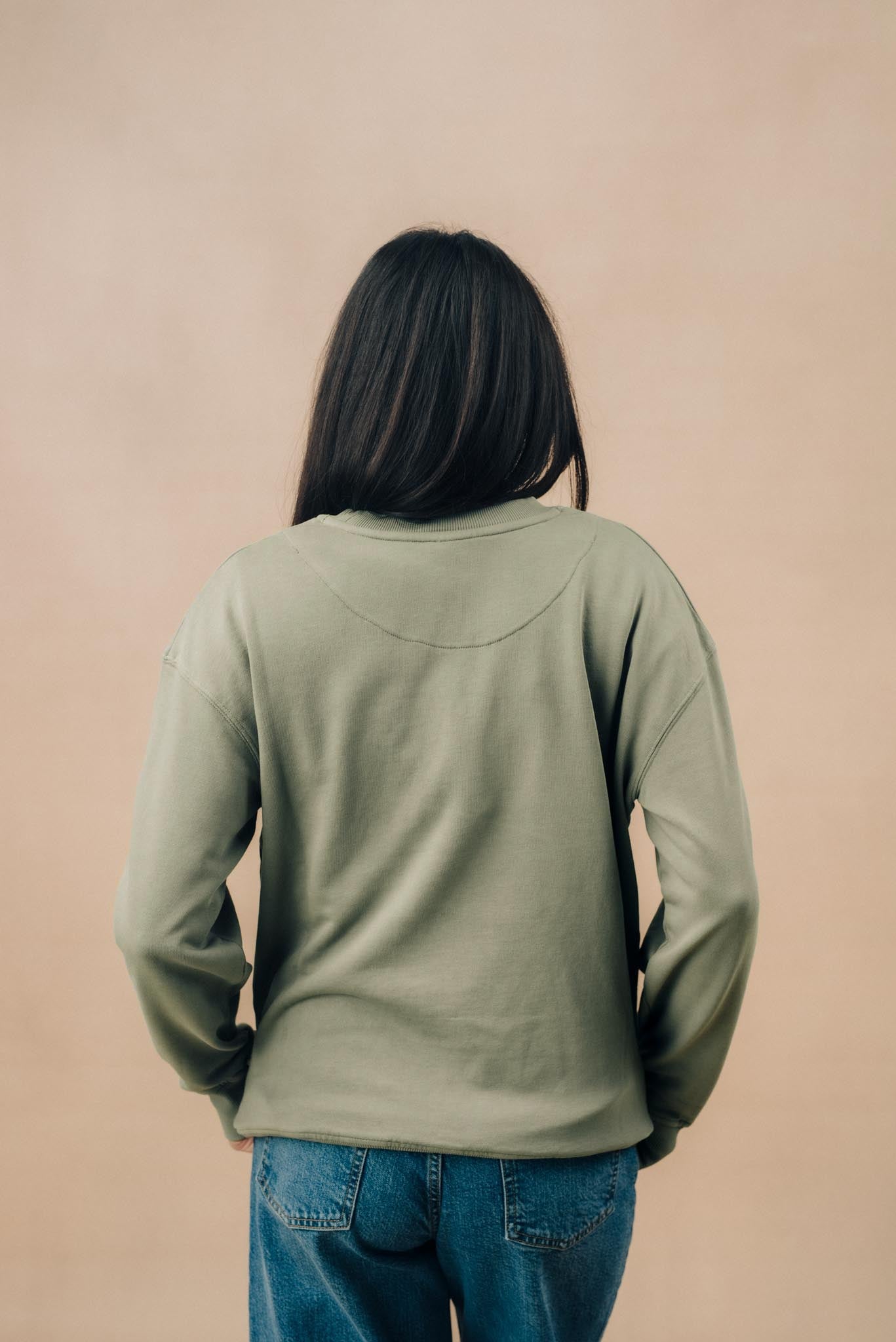 Unisex Generous Small Type Sweatshirt