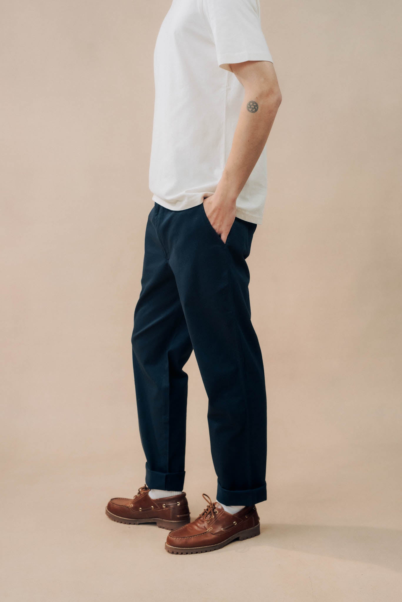 men_s-organic-chino-trousers-deep-navy-3.jpg