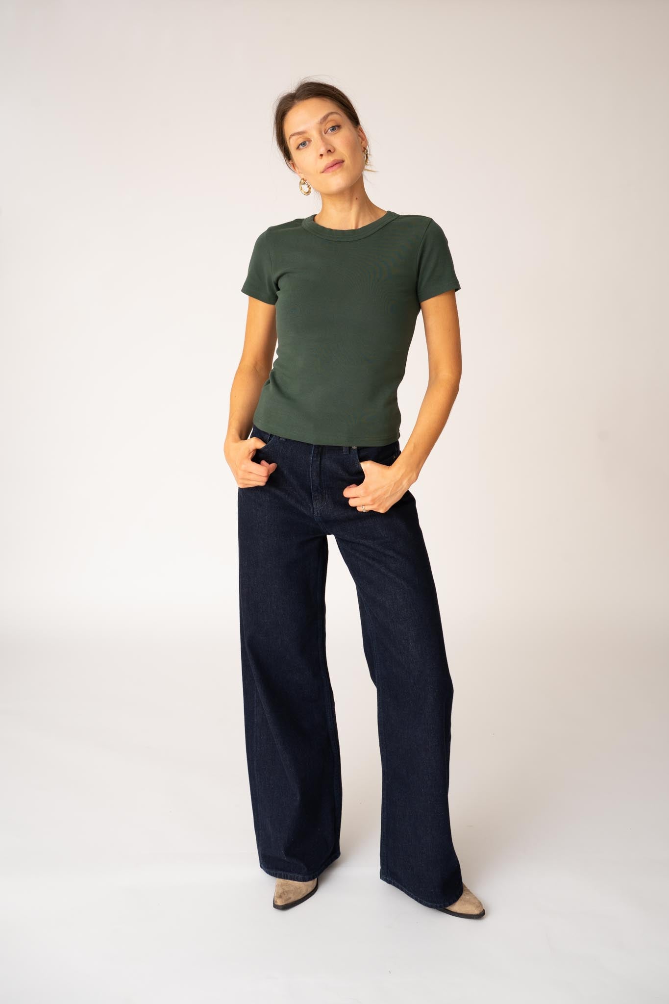 Premium Fitted Organic T-shirt