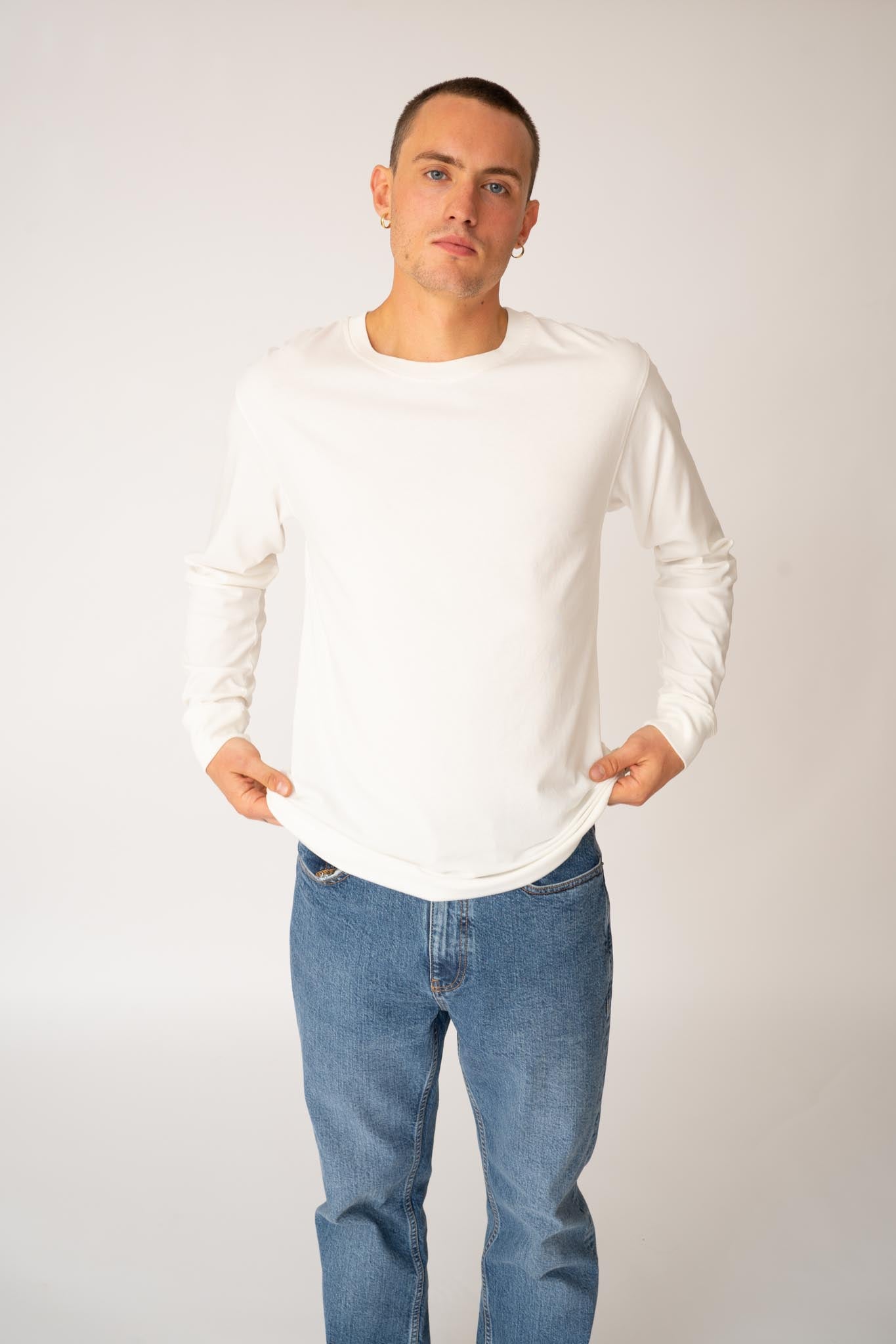 unisex-organic-cotton-long-sleeve-original-t-shirt-off-white-10.jpg