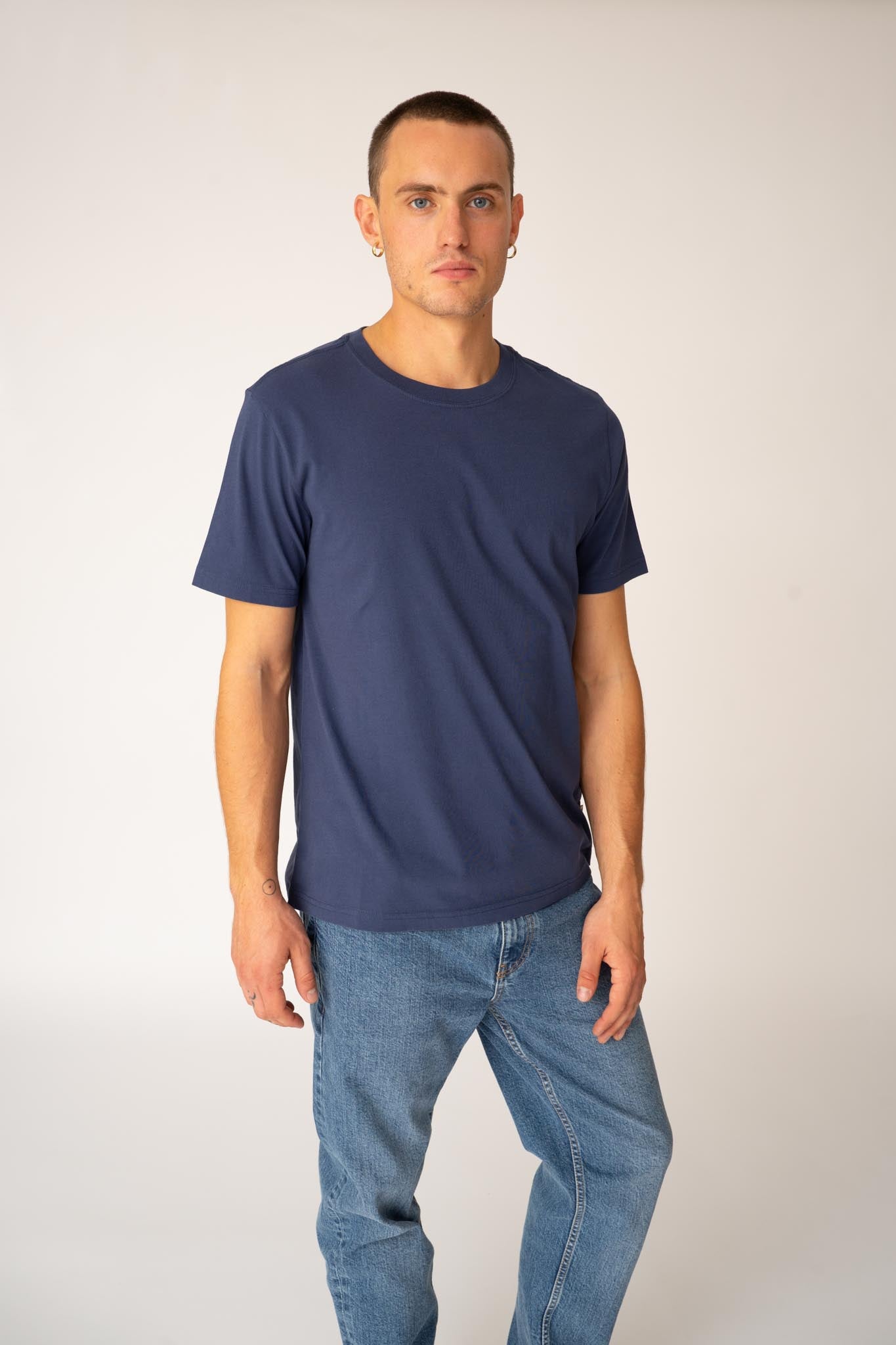 unisex-organic-cotton-original-t-shirt-denim-blue-03.jpg