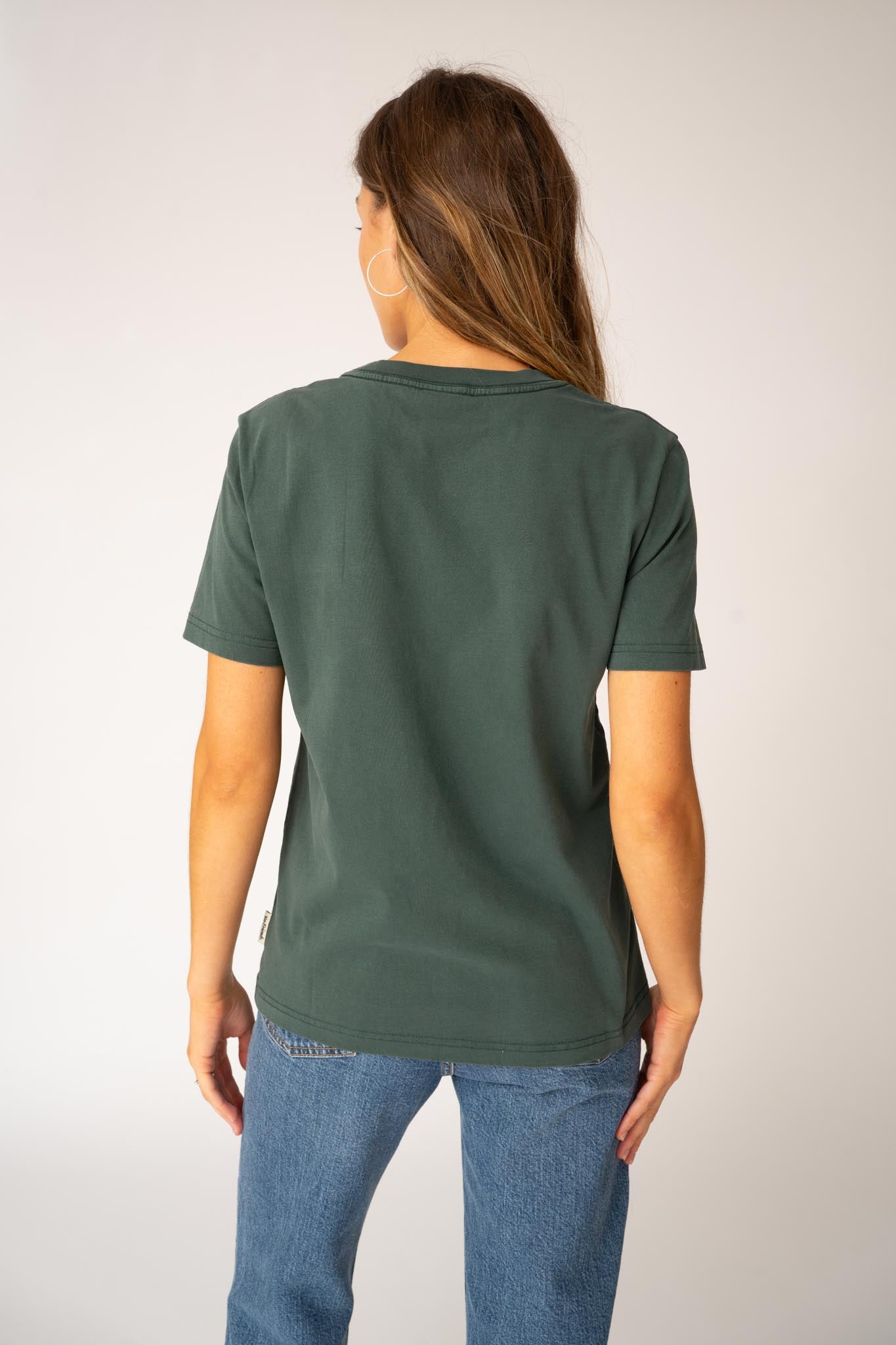 unisex-organic-cotton-original-t-shirt-washed-pine-11.jpg