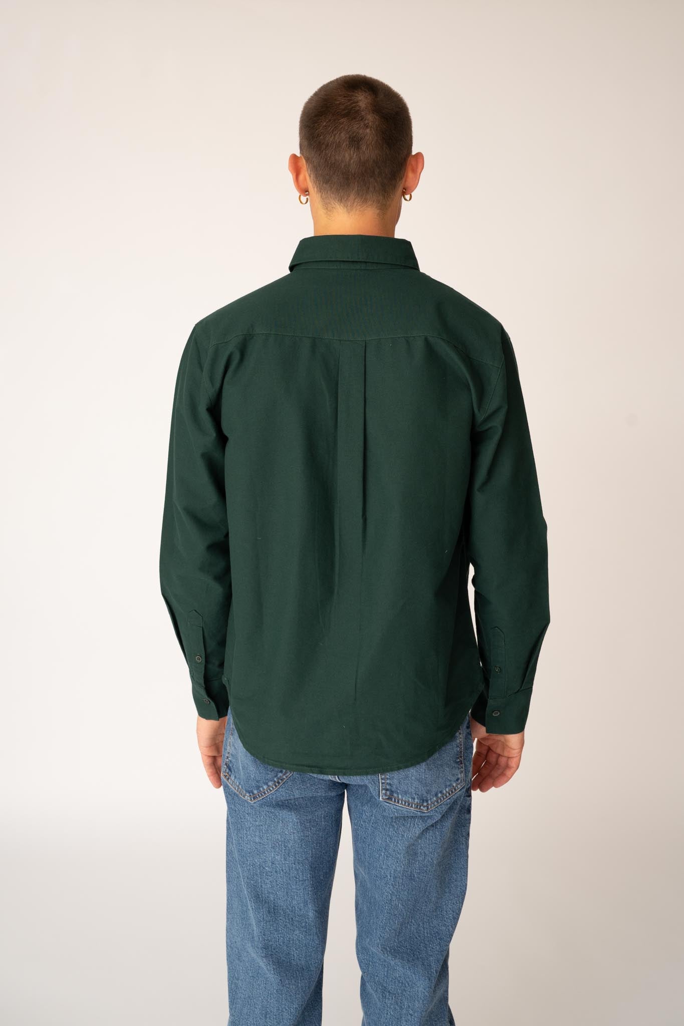unisex-organic-oxford-shirt-pine-12_b54240e8-4e41-4746-8bf6-81e1a50784f5.jpg