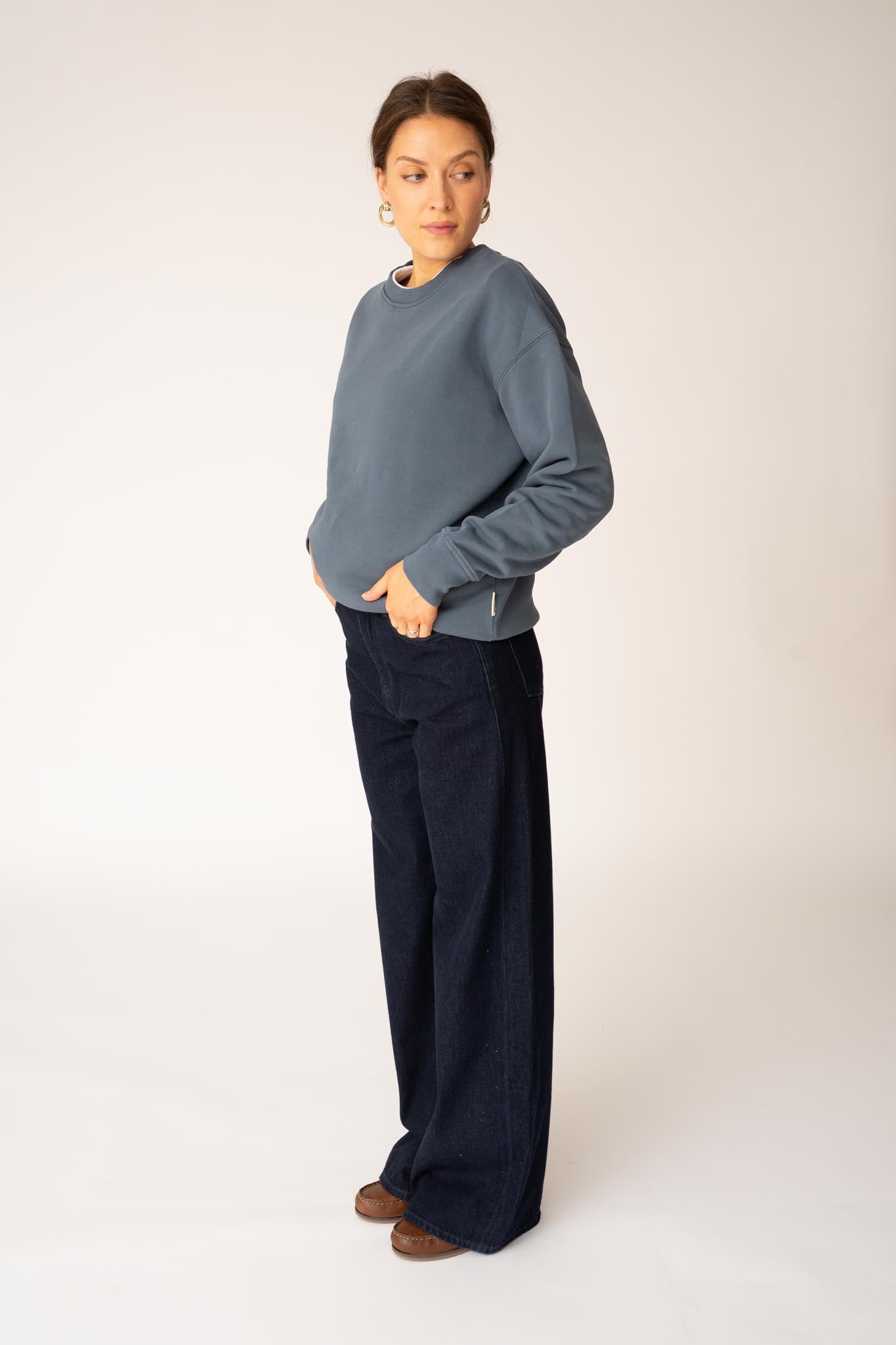 Unisex Relaxed Organic Sweatshirt