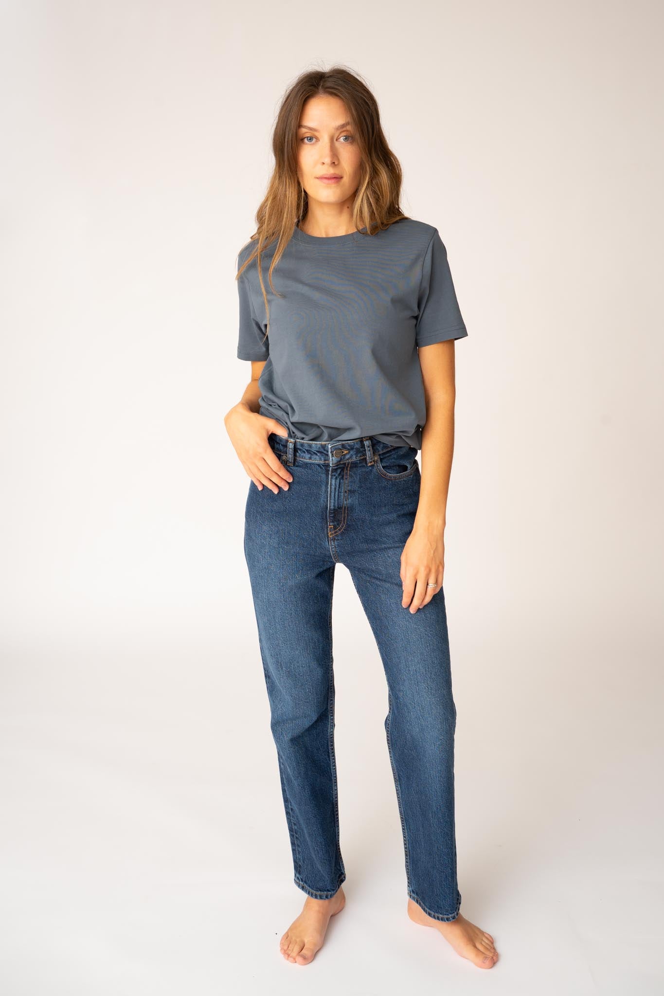 unisex-organic-t-shirt-grey-blue-1_03482f86-d74d-44e1-b662-6aaf561998a9.jpg