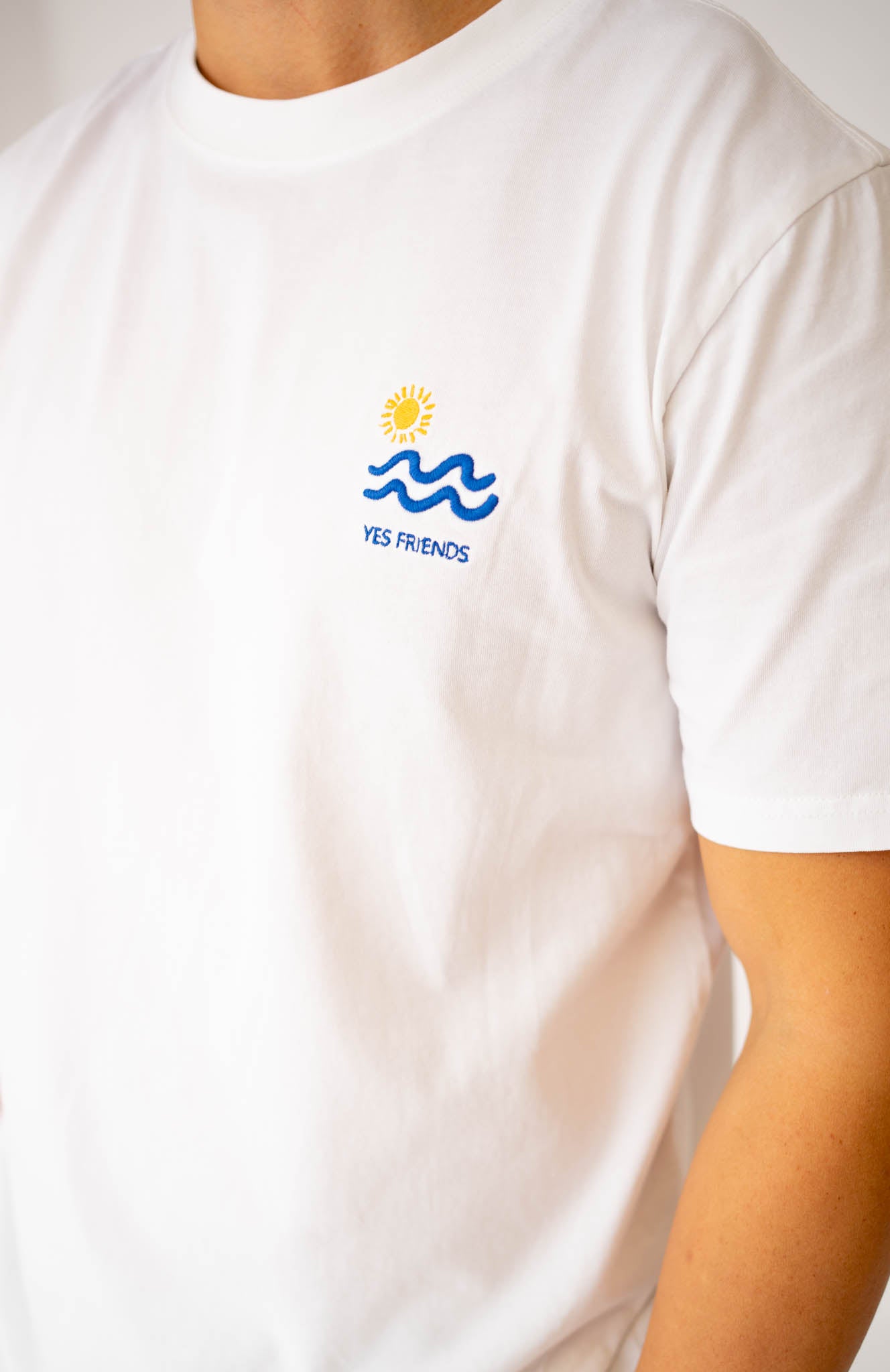 Yes Friends x Charlie Taylor T-shirt - Sun & Waves