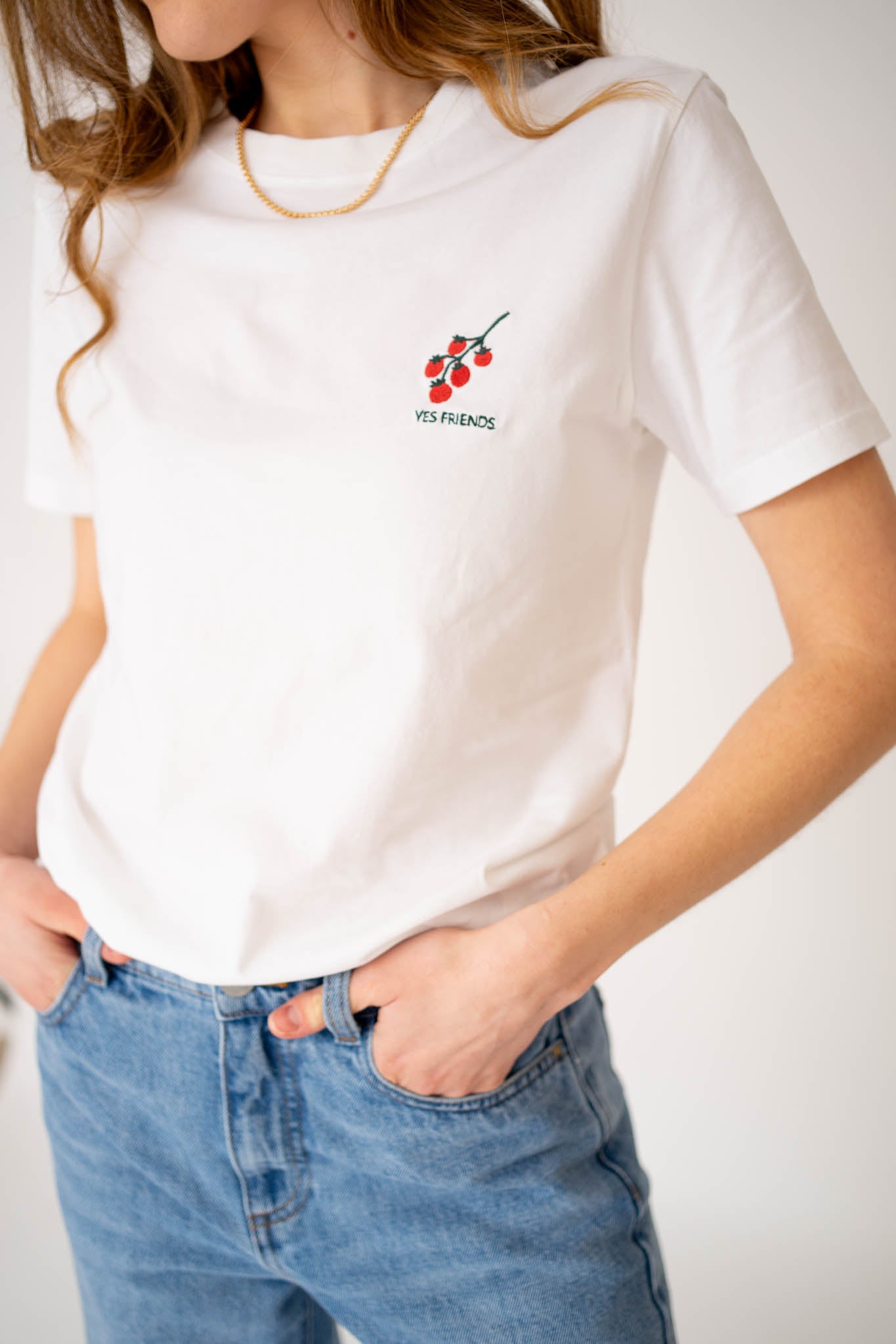 yes-friends-charlie-taylor-organic-white-t-shirt-embroidered-tomatoes-womens-3.jpg