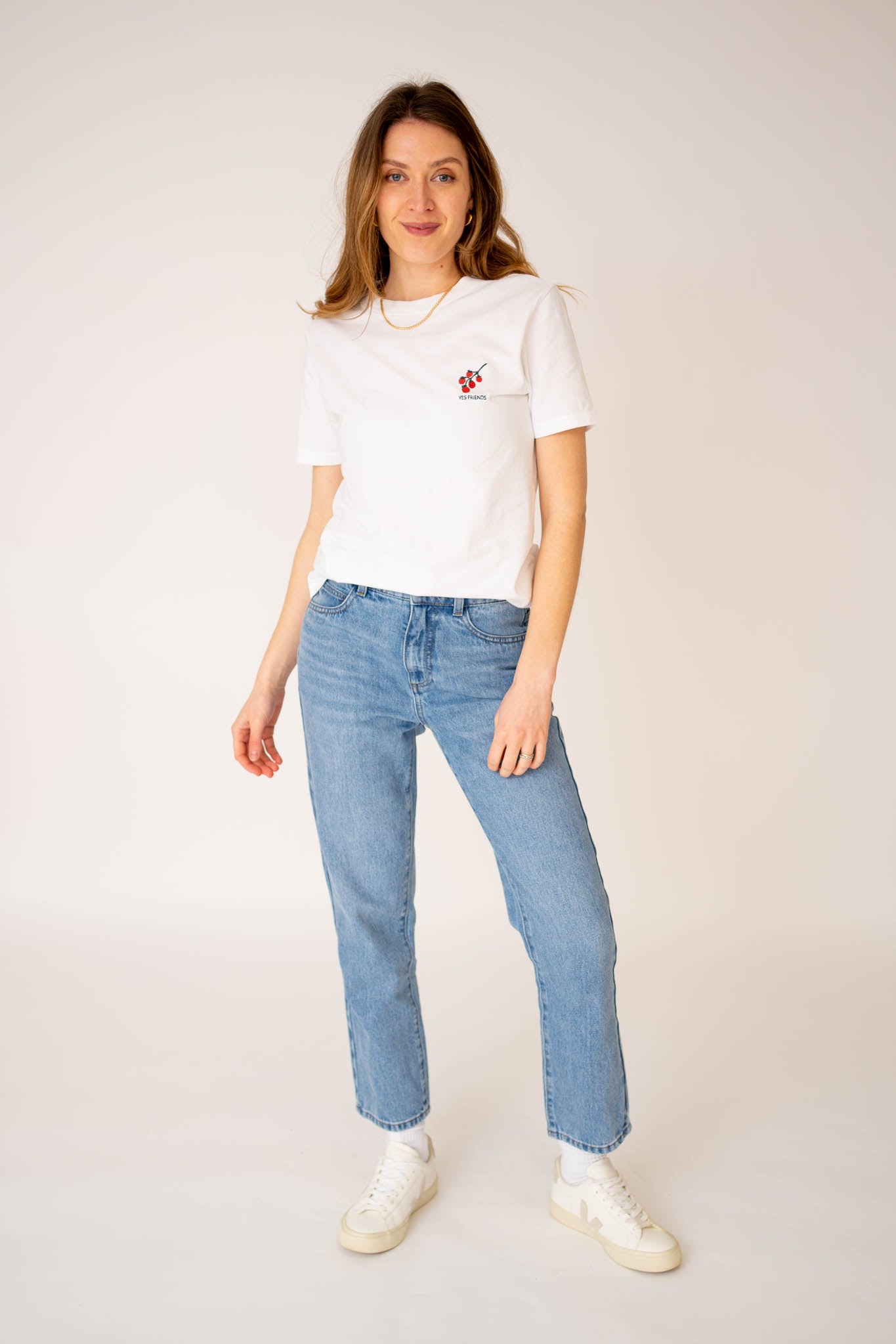 yes-friends-charlie-taylor-organic-white-t-shirt-embroidered-tomatoes-womens-5.jpg