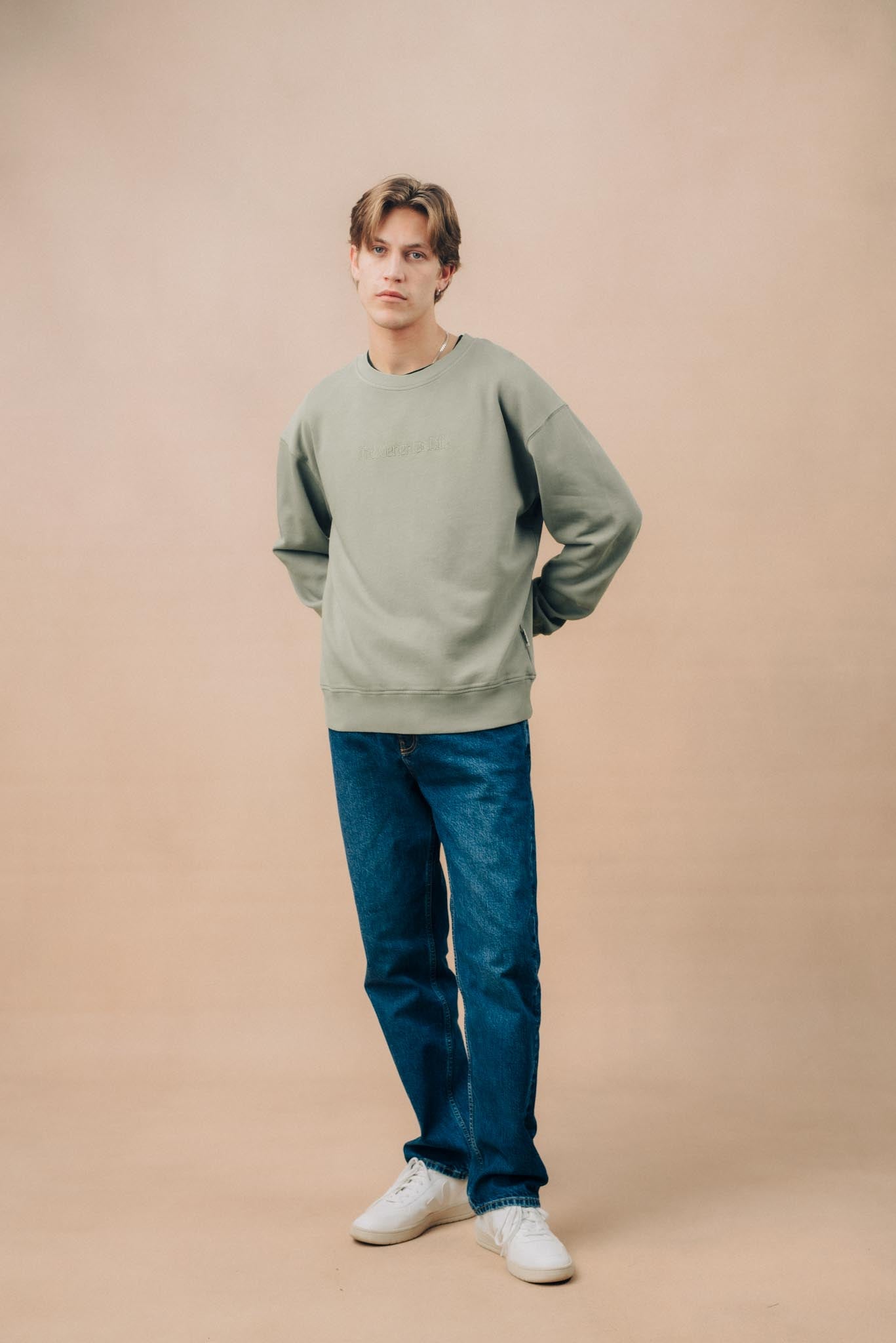 Generous Small Type Sweatshirt